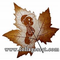 Art & Creativity: pictures on the leaves