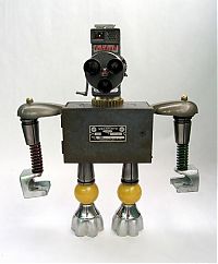 Art & Creativity: Robot orphan sculptures by Brian Marshall