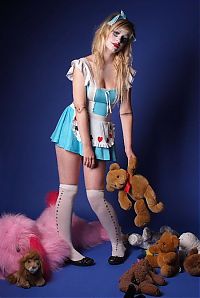 TopRq.com search results: Alice's Adventures in Wonderland photo collection