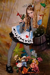 Art & Creativity: Alice's Adventures in Wonderland photo collection
