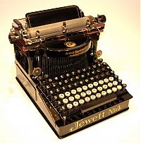 Art & Creativity: old typewriters