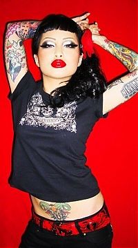 Art & Creativity: tattoo girl