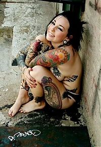 Art & Creativity: tattoo girl