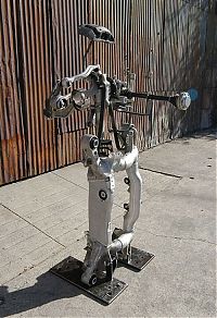Art & Creativity: BMW robot by Bruce Gray