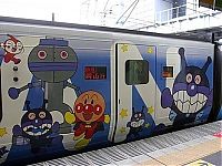 TopRq.com search results: street art graffiti on trains