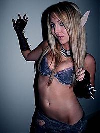 Art & Creativity: world of warcraft cosplay girl