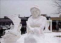 Art & Creativity: snow sculpture