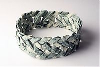 Art & Creativity: Banknote jewelery by Tine De Ruysser