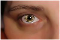 TopRq.com search results: eye makeup detail