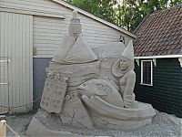 Art & Creativity: sand sculpture