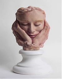 Art & Creativity: Realistic sculptures by Carole Feuerman