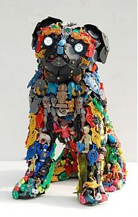 Art & Creativity: art from common trash