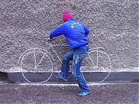 Art & Creativity: Street art graffiti comes alive by Robin Rhode