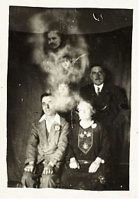 Art & Creativity: History: Spirit photography by William Hope