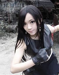 Art & Creativity: cosplay girl wearing tifa lockheart costume