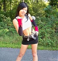 Art & Creativity: cosplay girl wearing tifa lockheart costume