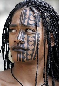 Art & Creativity: facial tattoo