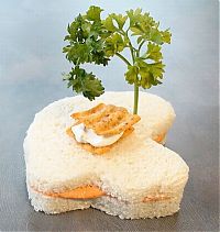 Art & Creativity: art from sandwiches