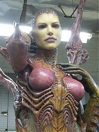 Art & Creativity: Making of Sarah Kerrigan sculpture