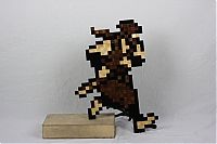 Art & Creativity: 8-Bit wood art by Jeff Swenty