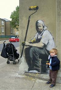 Art & Creativity: Graffiti drawings by Banksy