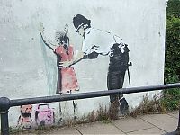 Art & Creativity: Graffiti drawings by Banksy