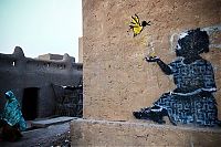 Art & Creativity: Graffiti drawings by Banksy