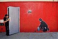 Art & Creativity: Graffiti drawings by Banksy