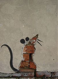 Art & Creativity: Graffiti drawings by Banksy