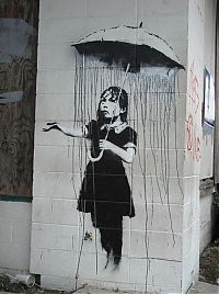 Art & Creativity: Graffiti drawings by Banksy