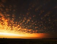 Art & Creativity: Weather phenomena by Mike Hollingshead