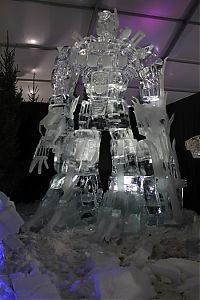 Art & Creativity: Optimus prime ice sculpture by Antti Pedrozo and Michel de Kok