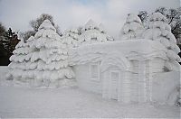 Art & Creativity: snow sculpture