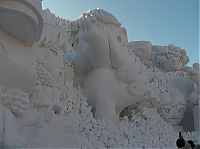Art & Creativity: snow sculpture