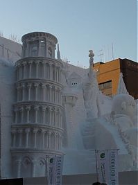Art & Creativity: snow sculpture