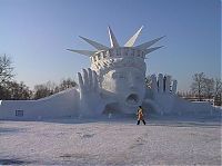 Art & Creativity: snow sculpture