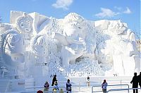Art & Creativity: snow sculpture
