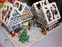 Art & Creativity: gingerbread house with candy decorations