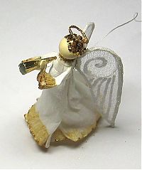 Art & Creativity: making an angel in the glass bead