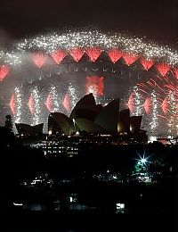 Art & Creativity: new year 2011 fireworks around the world