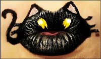 Art & Creativity: lips body art painting