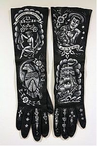 Art & Creativity: The Tattooed gloves by Ellen Greene