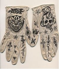 Art & Creativity: The Tattooed gloves by Ellen Greene