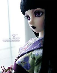 Art & Creativity: gothic paranoia doll