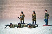 Art & Creativity: plastic toy army