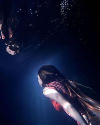 TopRq.com search results: underwater girl portrait