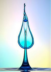 Art & Creativity: water drops high-speed photography