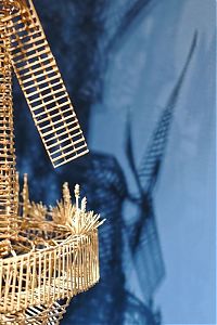 Art & Creativity: Rolling Through the Bay toothpick sculpture by Scott Weaver