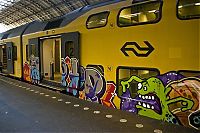 Art & Creativity: train graffiti