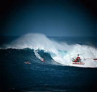 Art & Creativity: Surfing photography by LeRoy Grannis